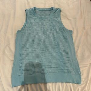 Lululemon blue mesh tank size 6